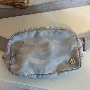 lululemon athletica Camouflage Belt Bag